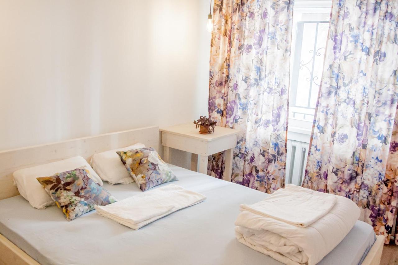 West Point Soul Hostel الماتي المظهر الخارجي الصورة