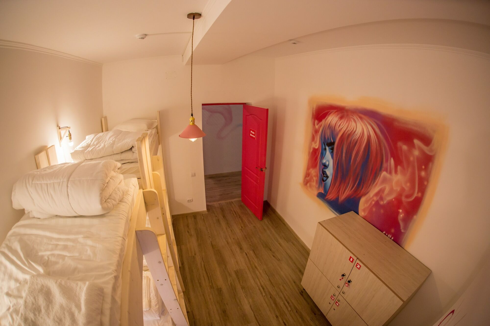 West Point Soul Hostel الماتي المظهر الخارجي الصورة
